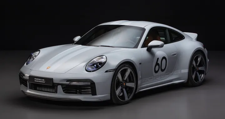 Porsche 911 Sport Classic: 550 CV e cambio manuale
