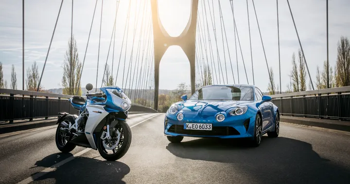 MV Agusta Superveloce Alpine: matrimonio franco-italiano per l'edizione limitata