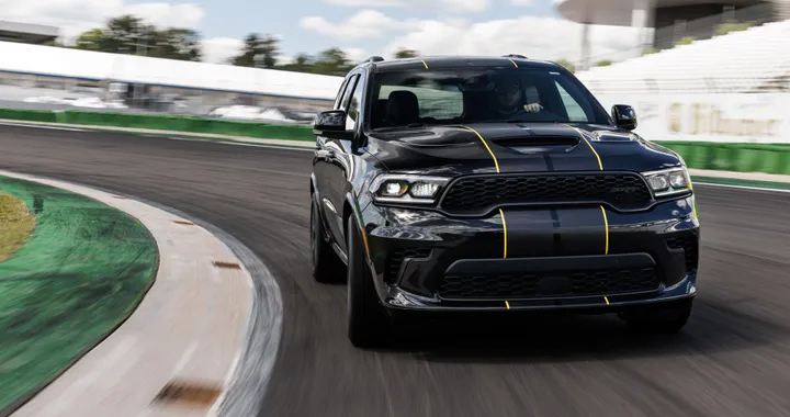 Dodge svela la Durango SRT 392 AlcHEMI 2024: potenza e lusso in edizione limitata