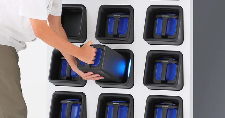 Honda inizia le vendite delle sue stazioni per il battery swap