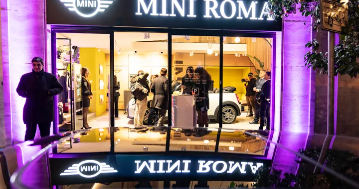 MINI rinnova il suo Urban Store di Roma