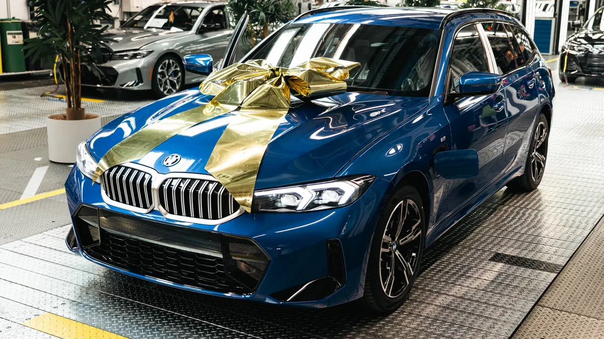 BMW: a Monaco di Baviera già prodotti tre milioni di veicoli elettrificati