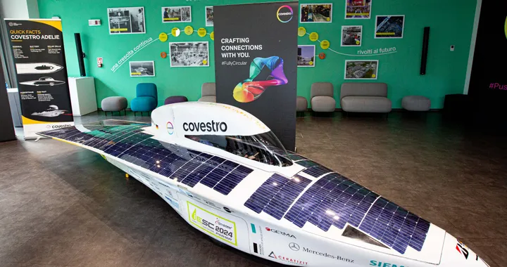 Adelie, auto a energia solare con 700 km di autonomia