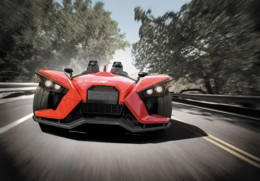 Polaris Slingshot arriva in Europa | video