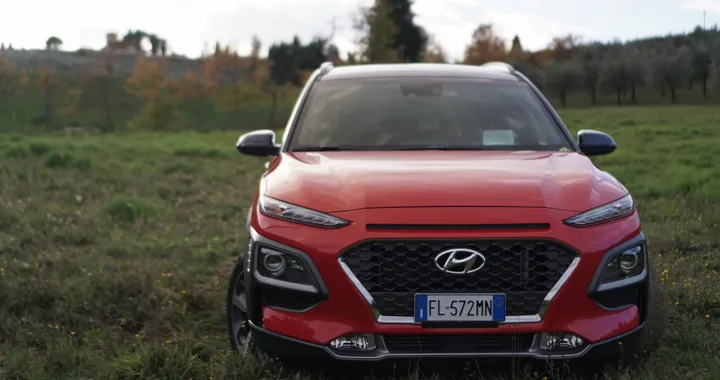 Hyundai Kona: a giugno in offerta a 149€ al mese o 15.800€