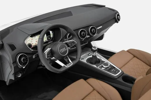 Audi TT: gli interni della versione 2015