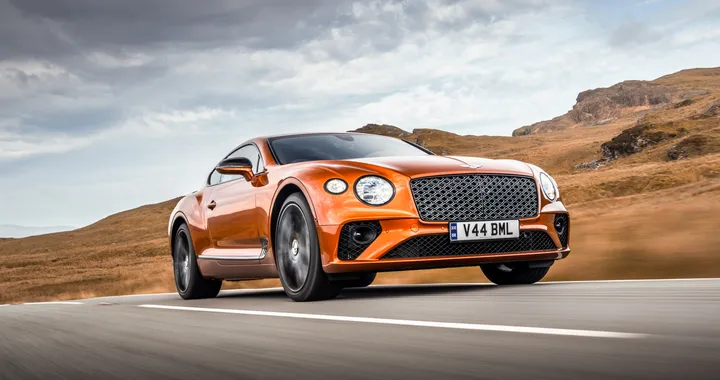 Bentley Continental GT Mulliner W12: il massimo dell'eleganza, portato a 659 CV