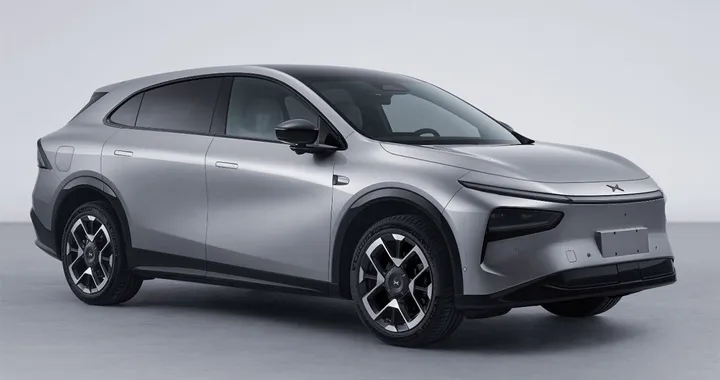 Xpeng G7, prime informazioni sul nuovo SUV. Pronto a sfidare la Model Y