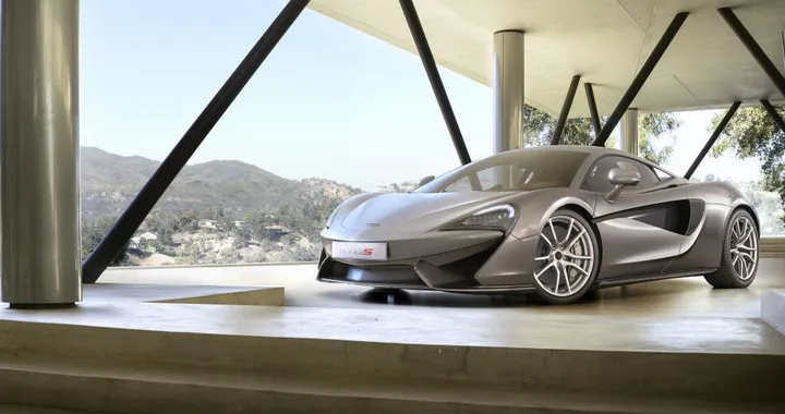 McLaren 570S Sport Series - foto