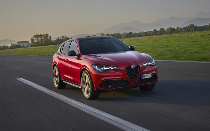 Nuova Alfa Romeo Stelvio: 