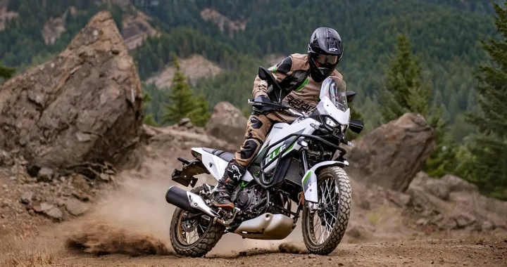 A EICMA 2025 Kawasaki porta la nuova KLE500 A EICMA 2025 Kawasaki porta la nuova KLE500