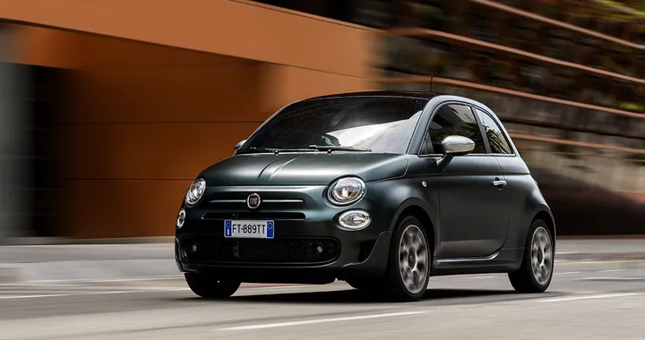L'auto preferita dalle donne è la Fiat 500