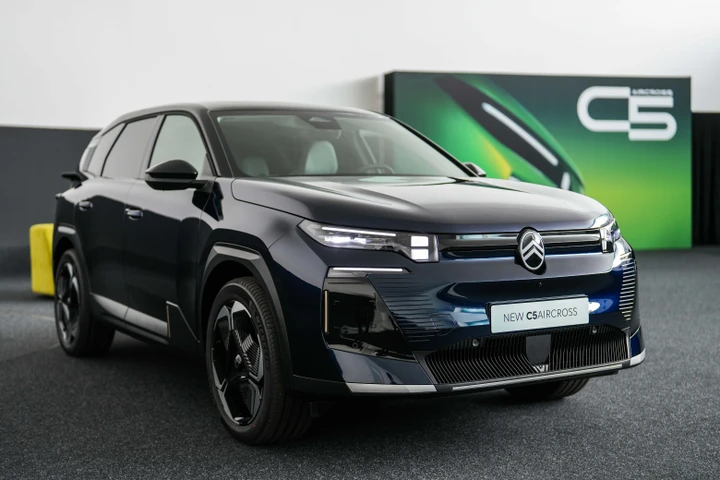 Offerta Citroen C5 Aircross ibrida, con finanziamento a partire da 249 euro al mese: cosa c'è da sapere