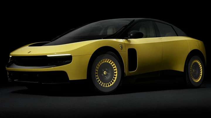 Ferrari Luce 