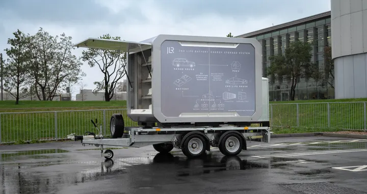 Jaguar Land Rover, un sistema di accumulo con le batterie delle Range Rover