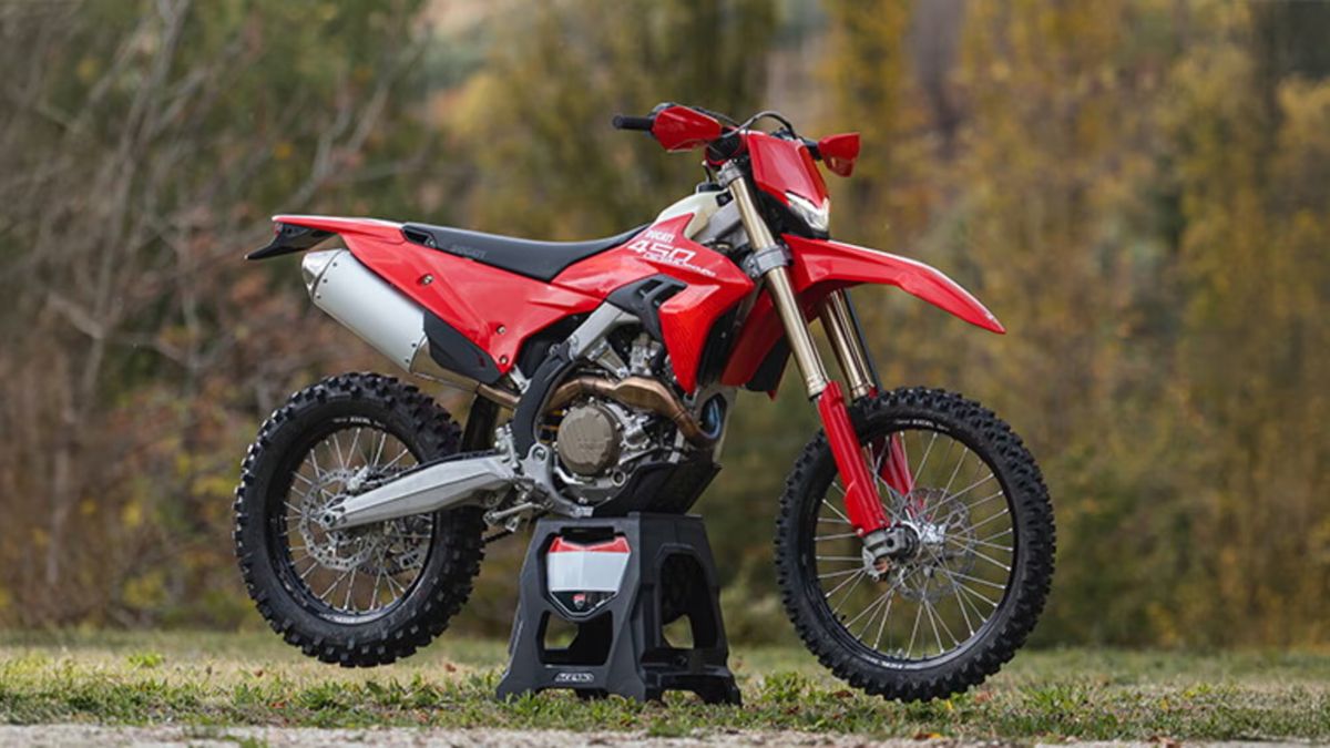 Anteprima: Ducati entra nel mondo dell’Enduro: debutta la nuova Desmo450 EDS