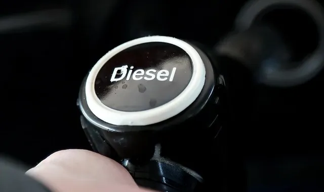 Germania, scattano i divieti per i diesel: 12 milioni di auto a rischio