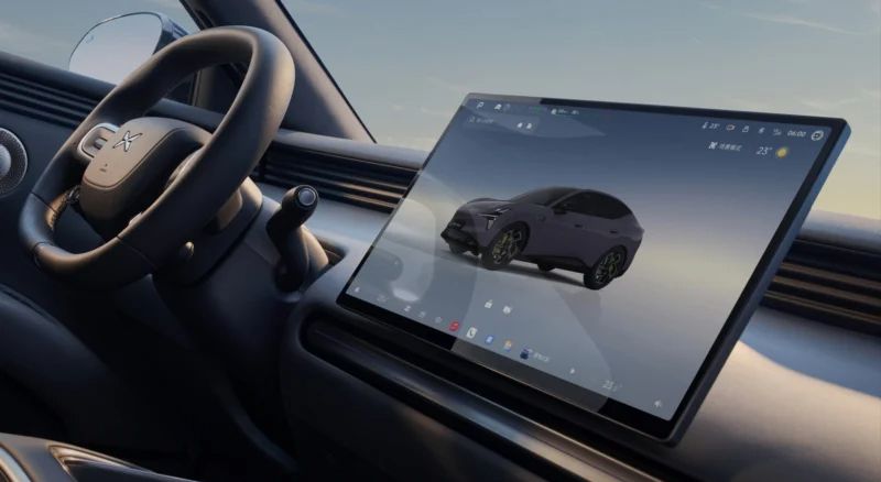 Copertina: Xpeng Mona L03: svelati gli interni del crossover che sfida le ammiraglie di lusso