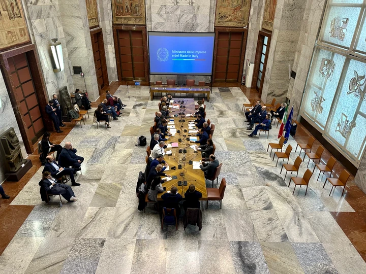ingrandisci immagine