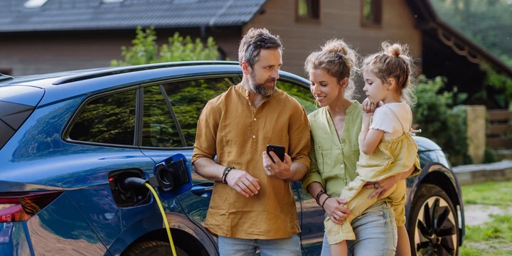 Auto sempre carica al mattino: come sfruttare le fasce orarie E.ON a tuo vantaggio