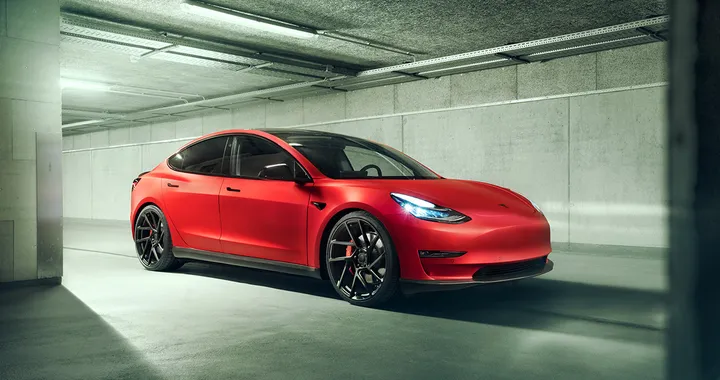 Tesla domina il mercato elettriche negli USA ed espande la Gigafactory 1