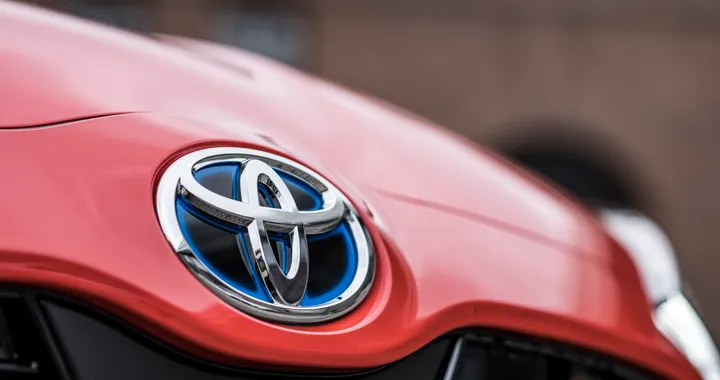Toyota, produzione giù del 40% a settembre: adesso la crisi dei chip fa paura