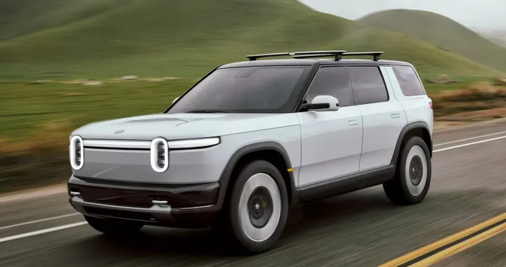 Rivian R2, il SUV elettrico arriva in Europa nel 2027