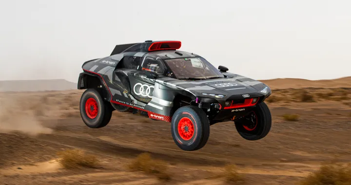 Audi RS Q e-tron, i test del prototipo per la Dakar proseguono in Marocco