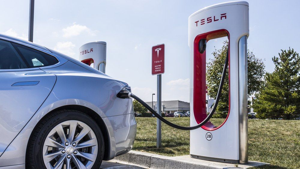 Anteprima: Tesla accende il Supercharger V4 in Europa: la potenza è mostruosa