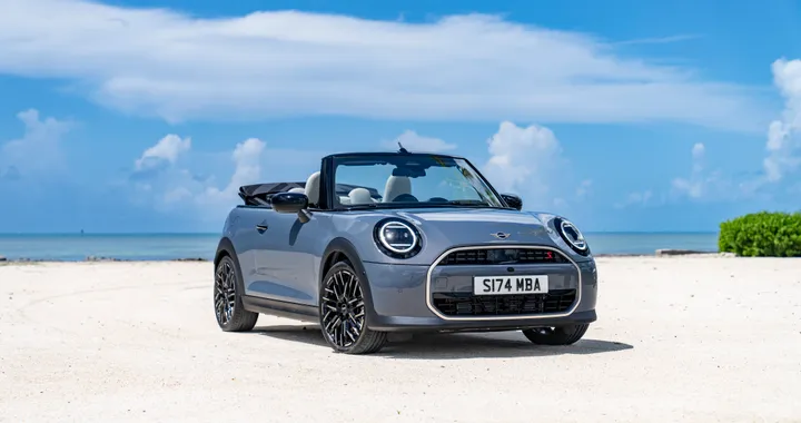 Nuova Mini Cooper Cabrio: ecco come cambia