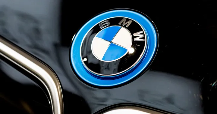 Gruppo BMW, raddoppiano le vendite delle elettriche nel 2022. BMW i5 arriva nel 2023