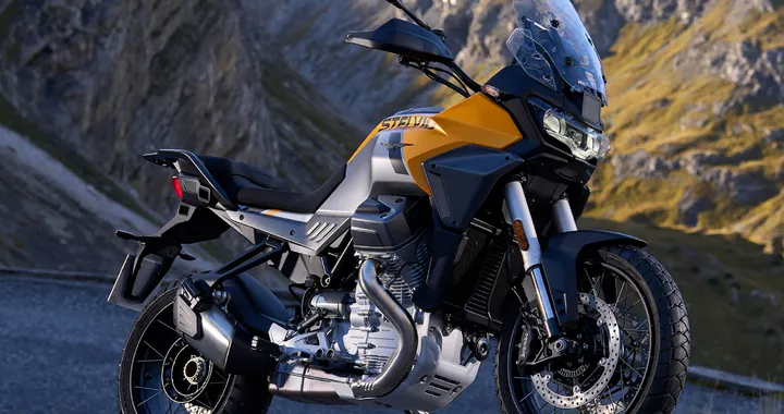 Moto Guzzi Stelvio, debutta ad EICMA 2023 la nuova on-off road