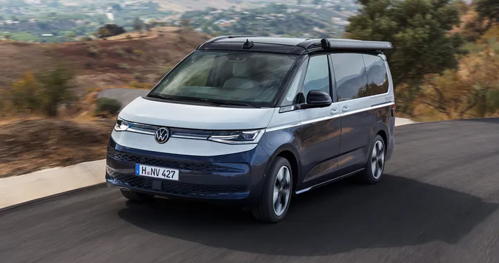 Volkswagen T7 California Concept: debutta il nuovo &quot;mini camper&quot;
