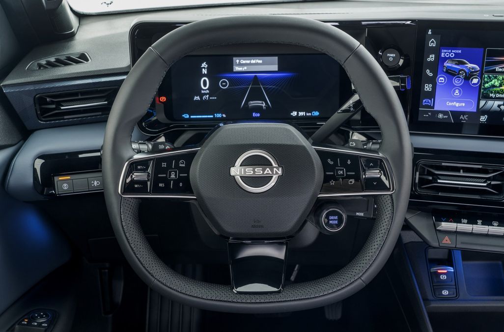 Nuova Nissan Micra: interni e bagagliaio della citycar elettrica