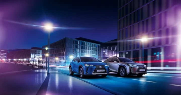 Lexus, ecco la sua prima elettrica: il SUV UX 300e