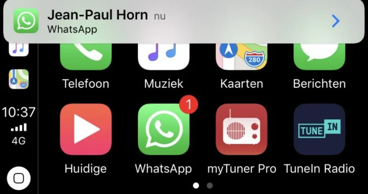 WhatsApp: finalmente il supporto a Apple CarPlay