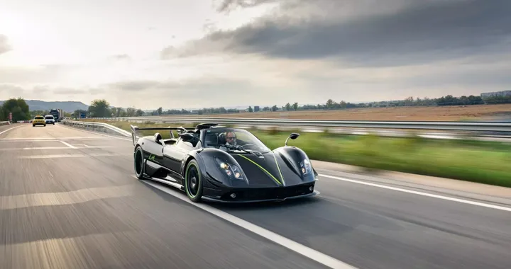 Pagani Zonda 760 LM Roadster all'asta: un gioiello da 12 milioni di dollari