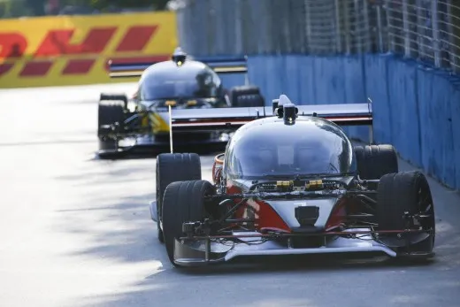 Roborace: incidente durante la prima gara a guida autonoma