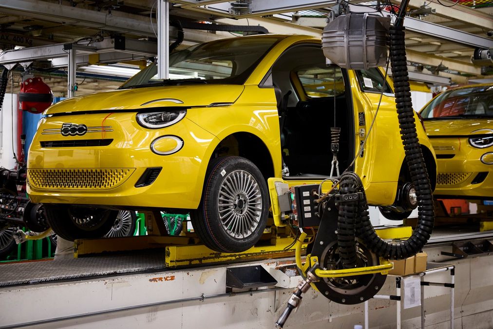 Stellantis, al via la rivoluzione digitale delle fabbriche con IA e digital twin