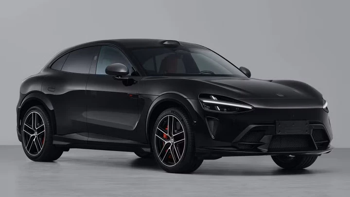 Xiaomi YU7 GT svelata, ecco il SUV elettrico sportivo da 1.000 CV