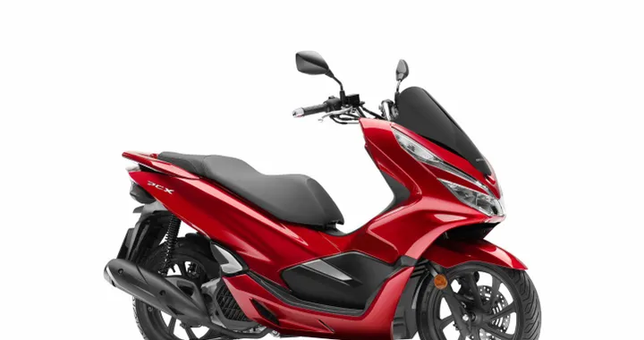 Honda PCX125: lo scooter si rinnova per il 2018