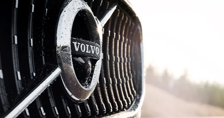 Volvo e Baidu: sviluppo di auto elettriche a guida autonoma in Cina