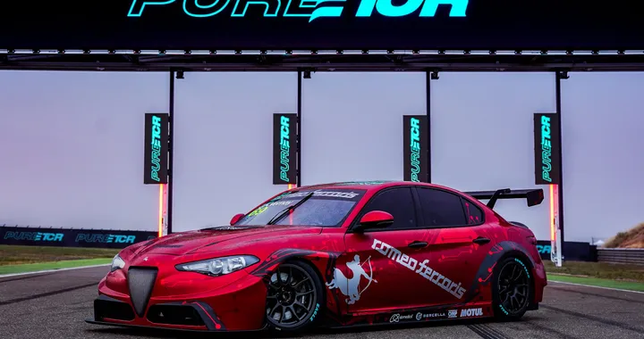 Ecco l'Alfa Romeo Giulia elettrica per il Pure ETCR