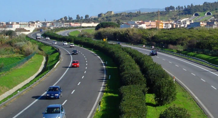 Autostrade siciliane insicure: il Ministero impone il limite di 60 km/h