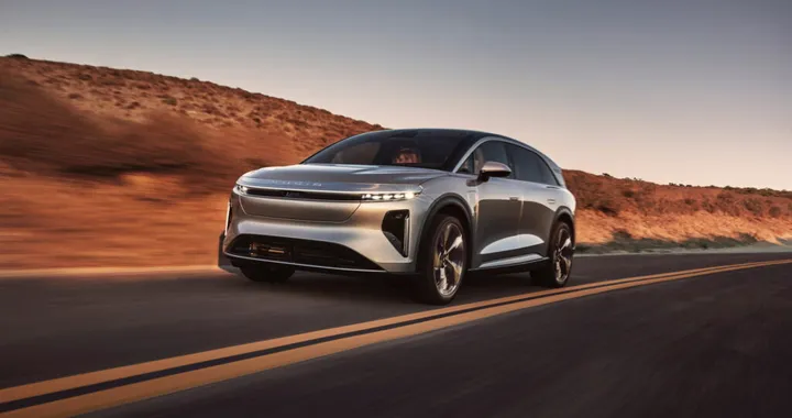 Lucid Gravity, continuano i test di sviluppo del nuovo SUV elettrico