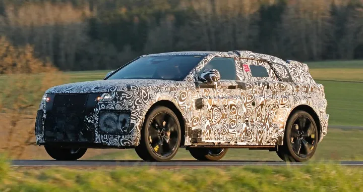 La nuova Range Rover Velar sarà elettrica e dall'aspetto rivoluzionato