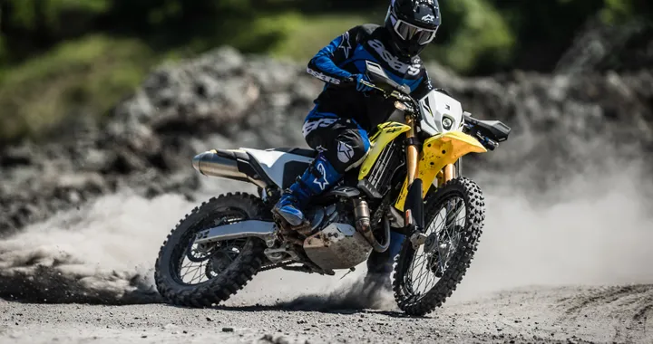 Suzuki a EICMA 2025: sport, elettrico urbano e heritage