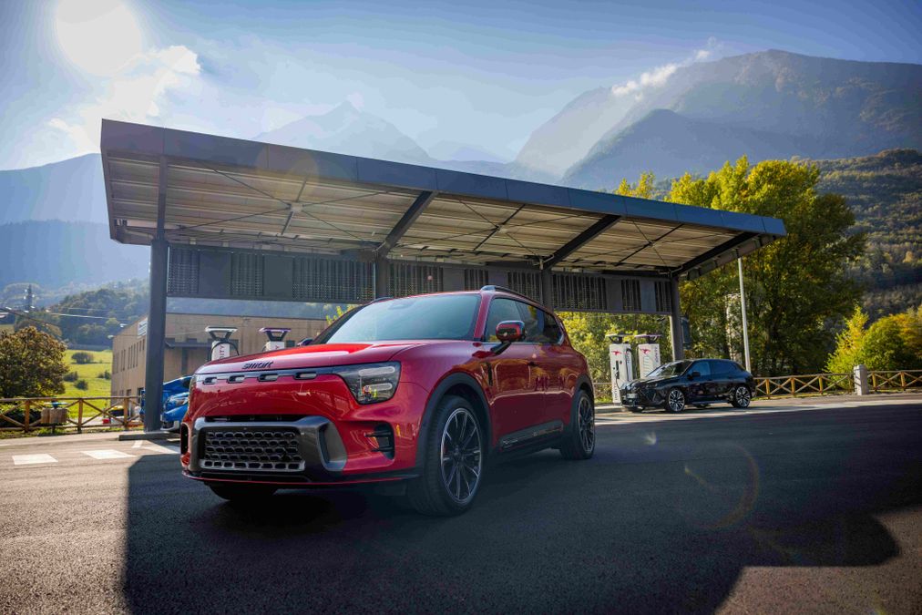 Questa è la prima stazione autostradale in Italia per sole auto elettriche