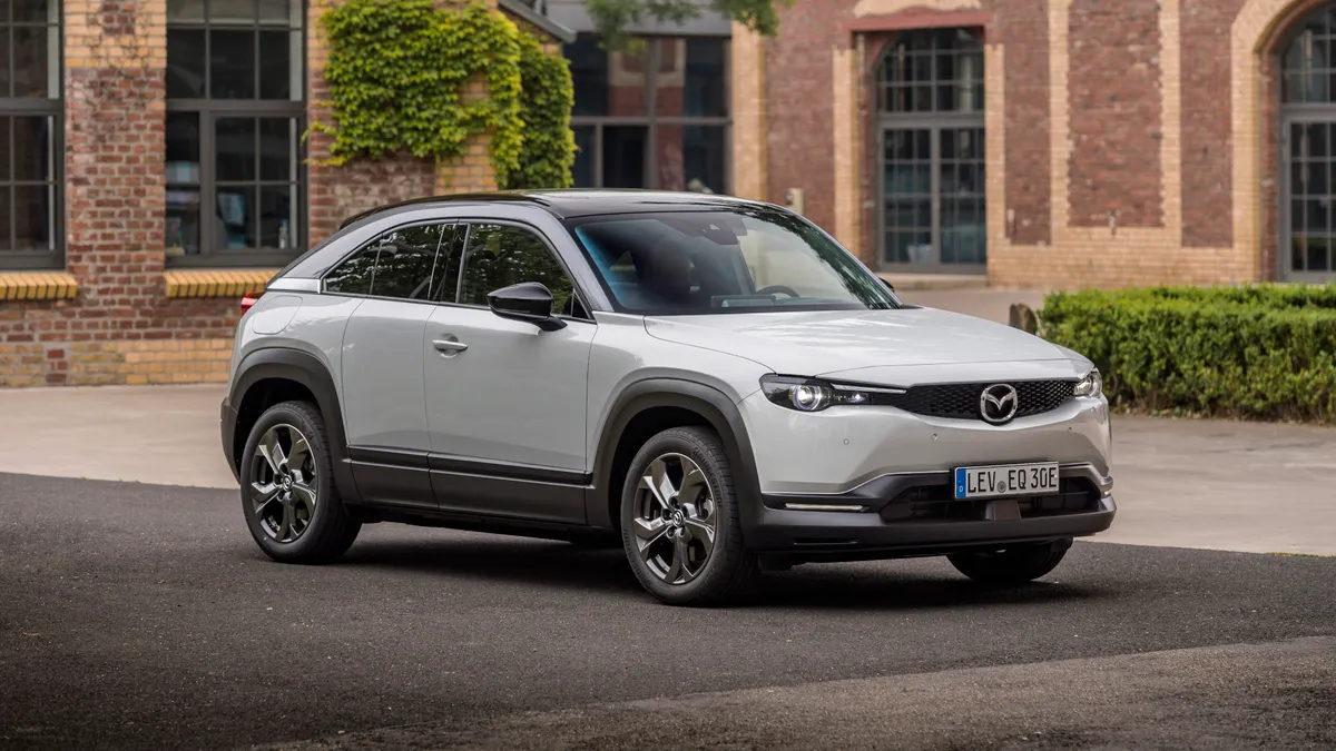 MX-30, la prima auto elettrica di Mazda è al capolinea in Europa
