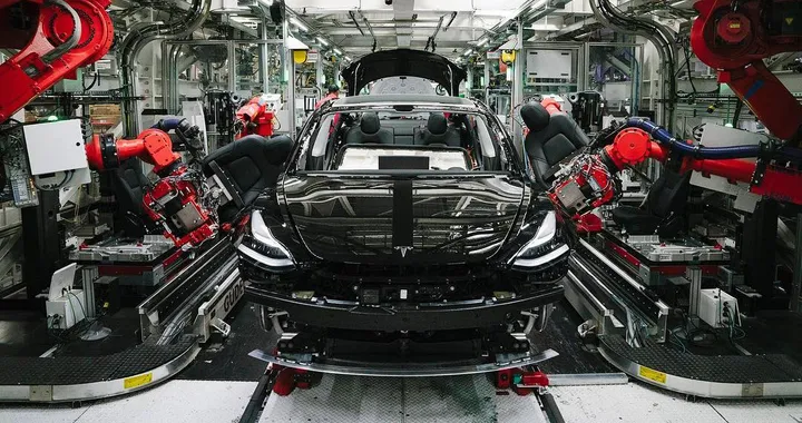 Vendite Tesla 2018: consegnate oltre 245.000 auto elettriche